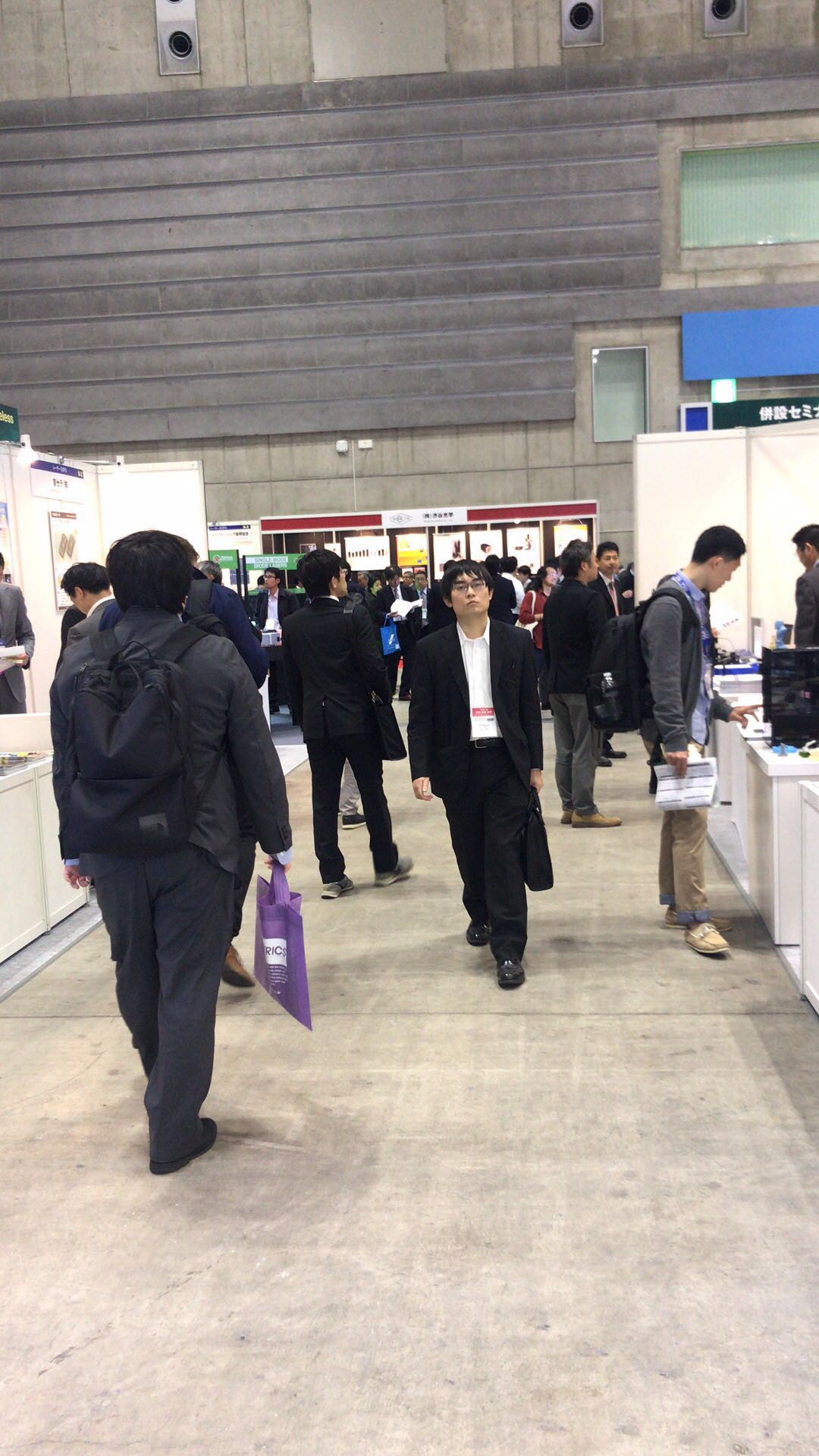 1556100283107949.jpg 濾光片